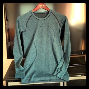 Lululemon swiftly LS tee